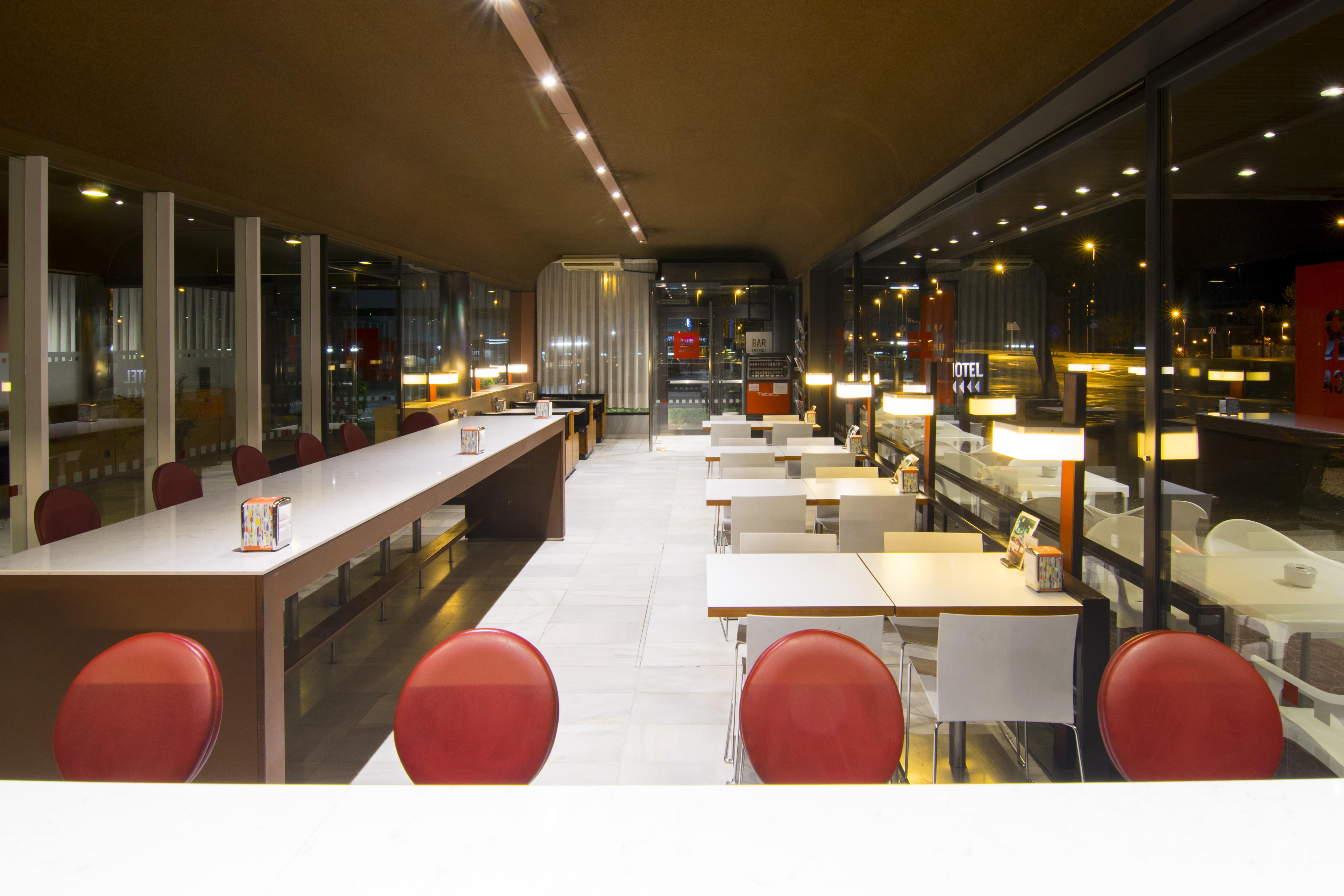 Hotel America Igualada Eksteriør bilde