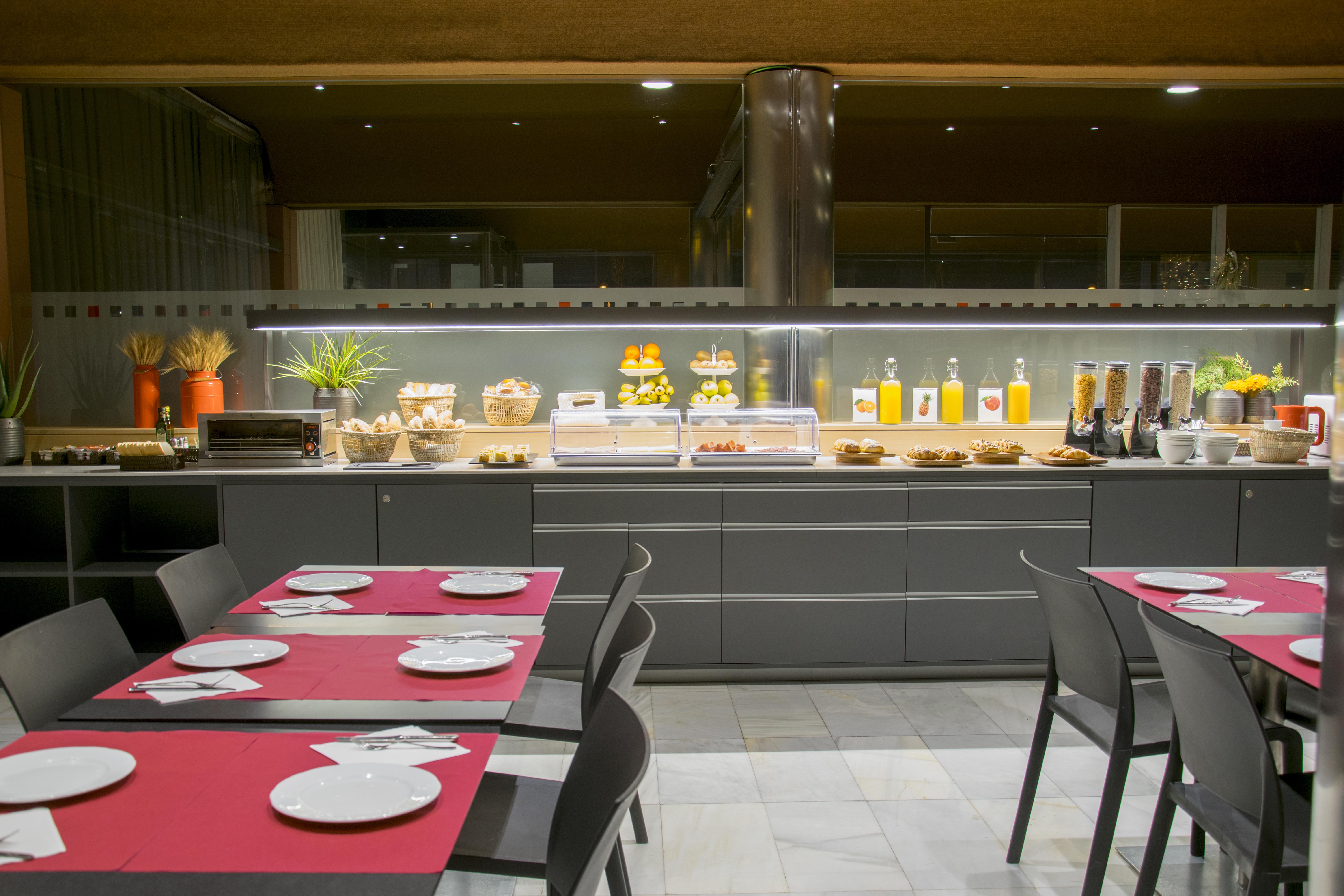 Hotel America Igualada Eksteriør bilde