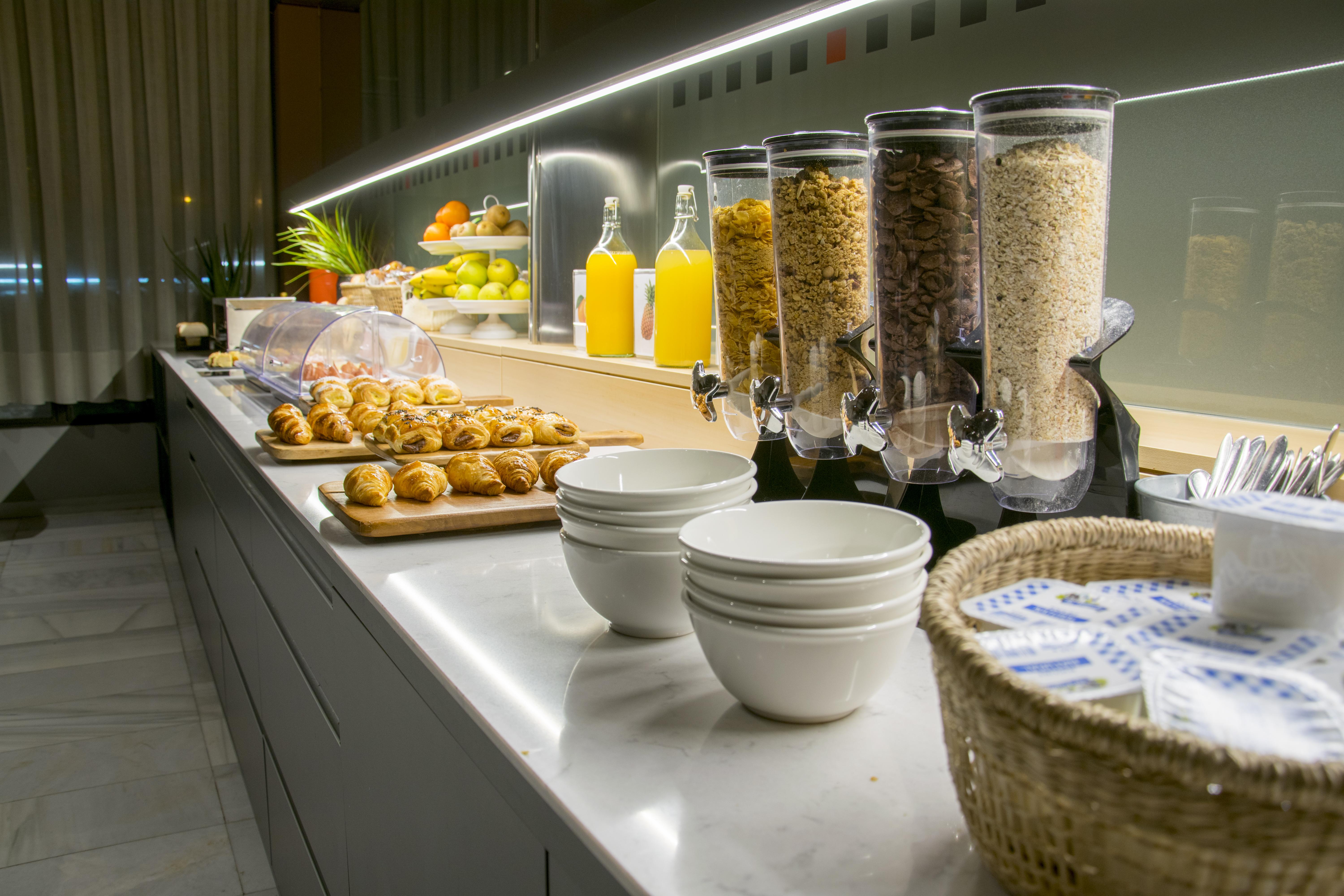 Hotel America Igualada Eksteriør bilde
